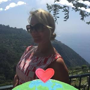 Meet your Posher, Natasha